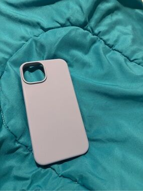 Matte “Sierra Blue” Silicone MagSafe iPhone 13/14 Case – Slim Protective